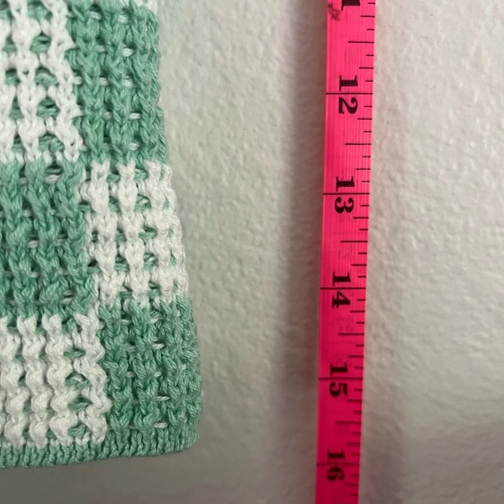 BaeVely Green & White Checkered Knit Shorts - Picture 4 of 4